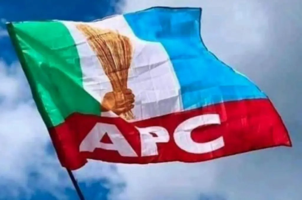 Gov Lawal’s defection sparks massive APC membership surge in Zamfara. 