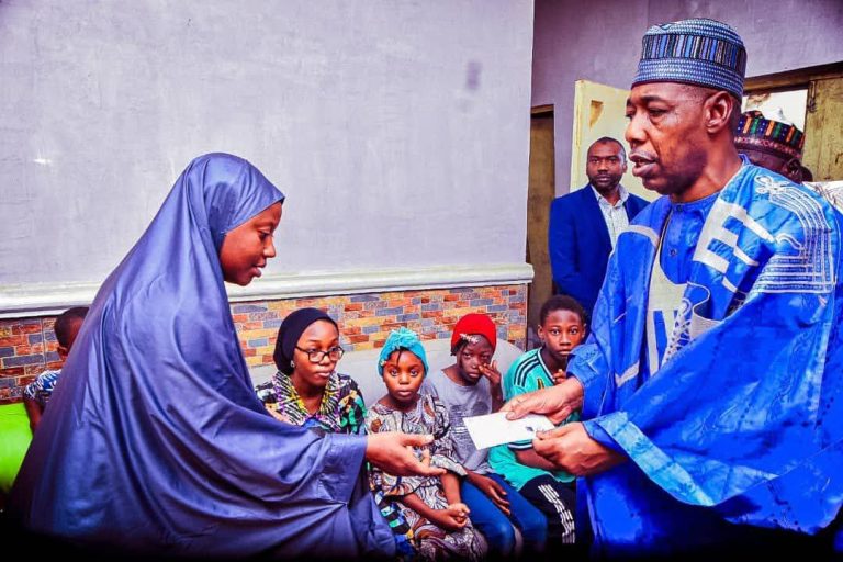 Zulum Donates N150m to Families of Fallen Military Officers