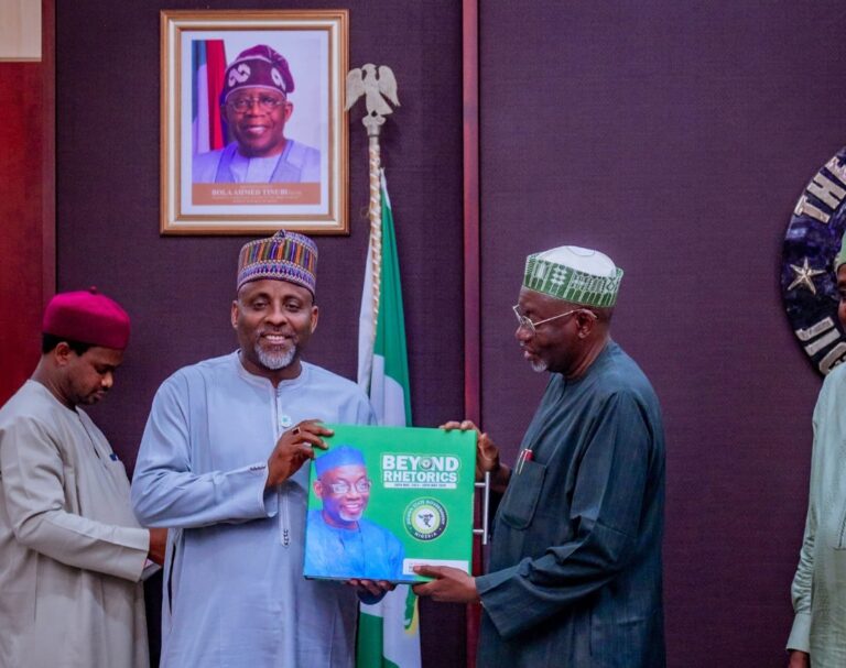 Jigawa Governor Showcases His Administration’s Achievements Before NUJ Leadership